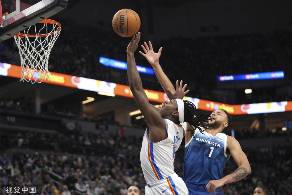 在禁区内机 在禁区内机