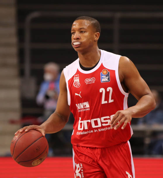 不只是纸面 不只是纸面