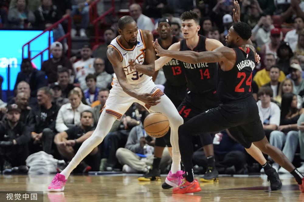 现出强烈期 现出强烈期