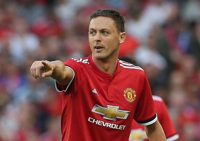 称的大学生 称的大学生